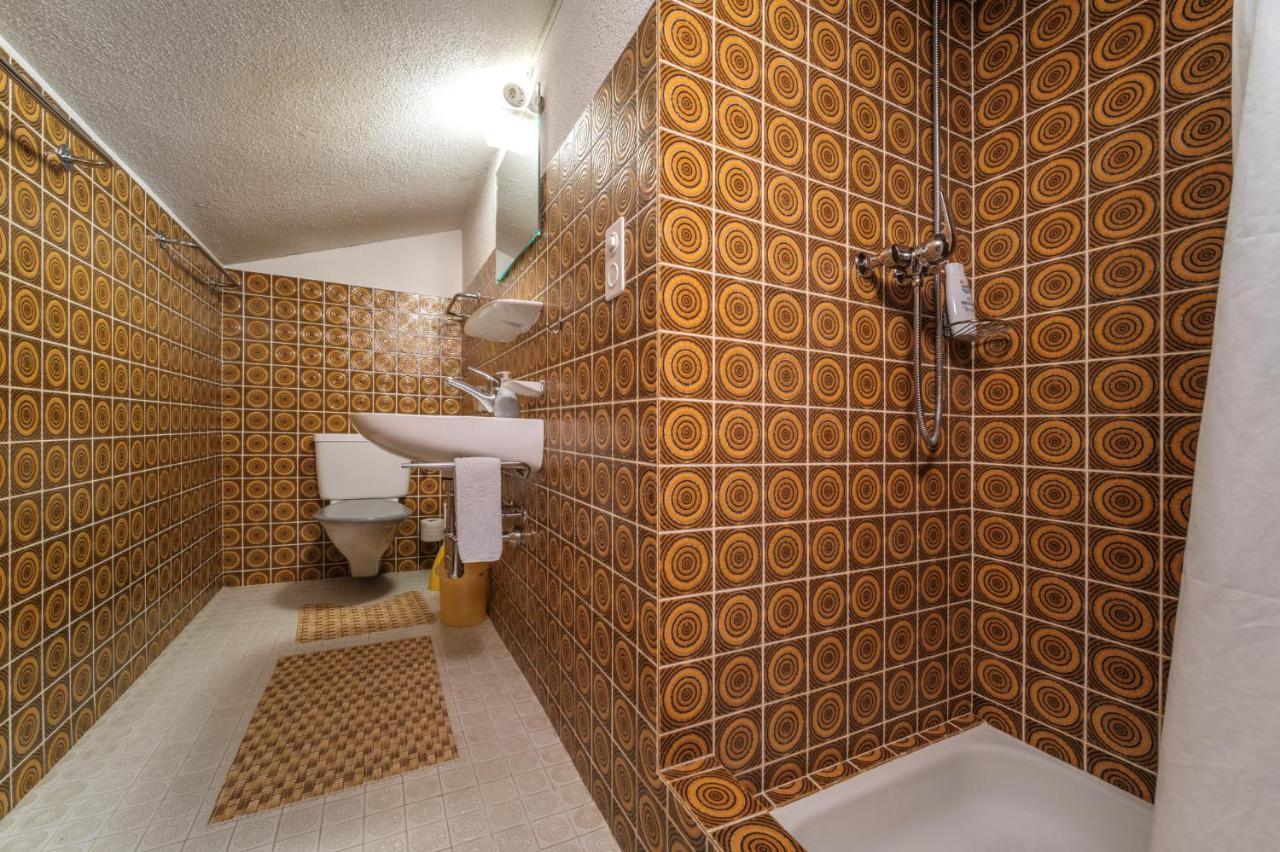 Casa Dschember, 11, 1-6 Personen * Arosa
